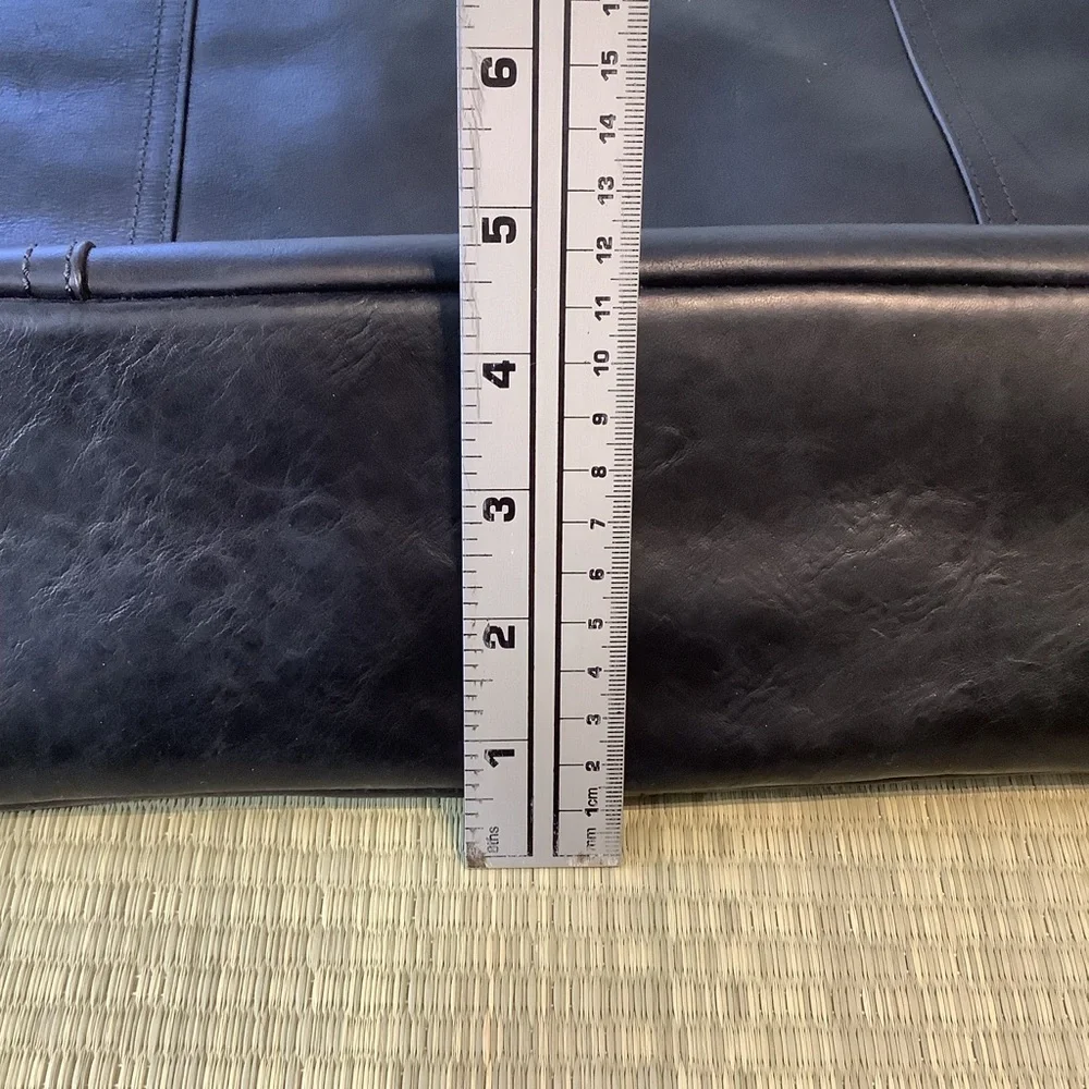 Fossil Black Leather Messenger Bag Unisex